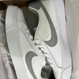 Nike Court Royale AC LT Smoke Grey BQ4222-105